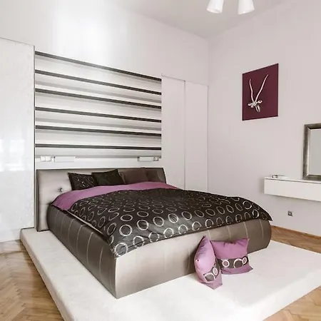 Lovely Purplish Heart Of The Apartment *