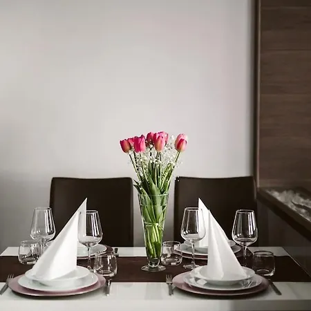 Apartamento Lovely Purplish Heart Of The Budapest